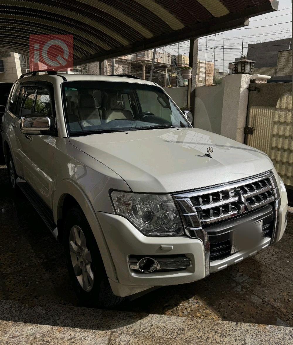 ميتسوبيشي باجيرو